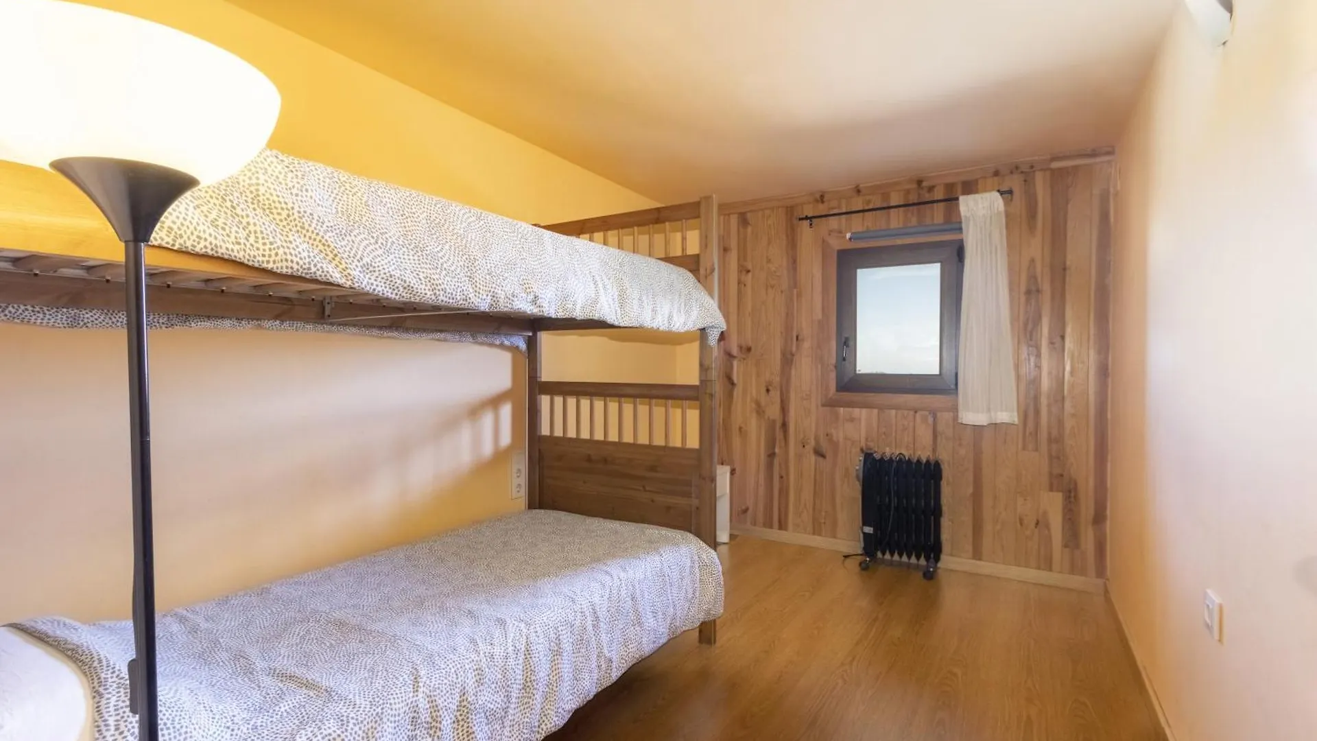 Farm stay El Refugi De Rubinat Villa Sant Antoli y Vilanova